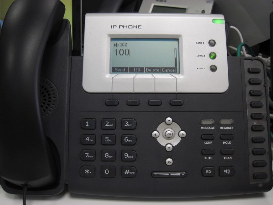 make calls yealink t21 t22 t26